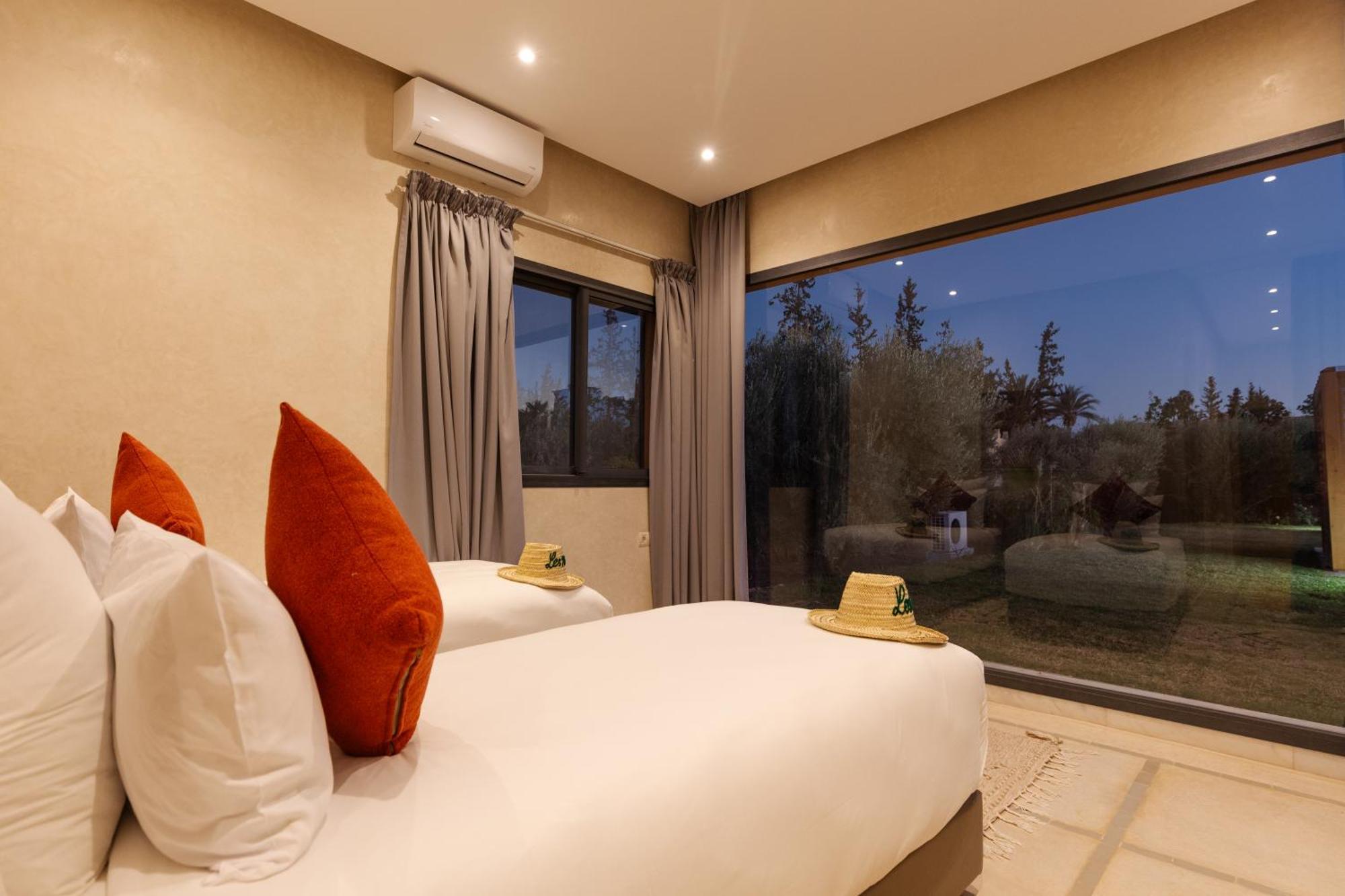 Les Roses By La Siredrah Hotel Ait Bou Zguia Exterior foto